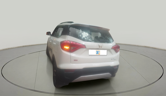 2023 Mahindra XUV300 W8 (O) 1.2 PETROL, Petrol, Manual, 12,382 km, exterior