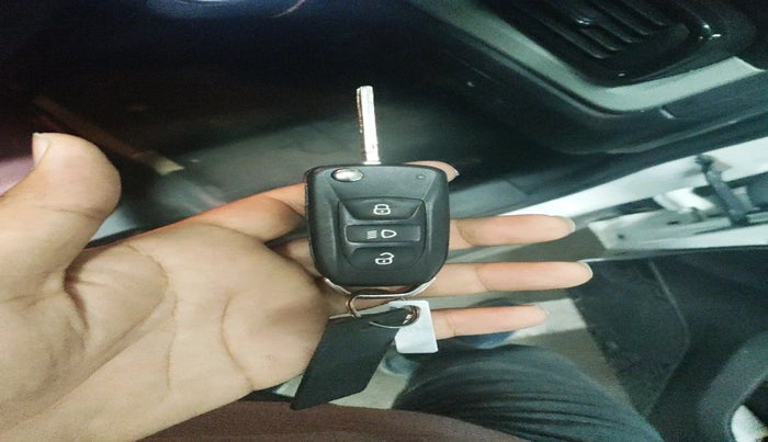 2024 Tata PUNCH ADVENTURE MT, Petrol, Manual, 17,695 km, interior