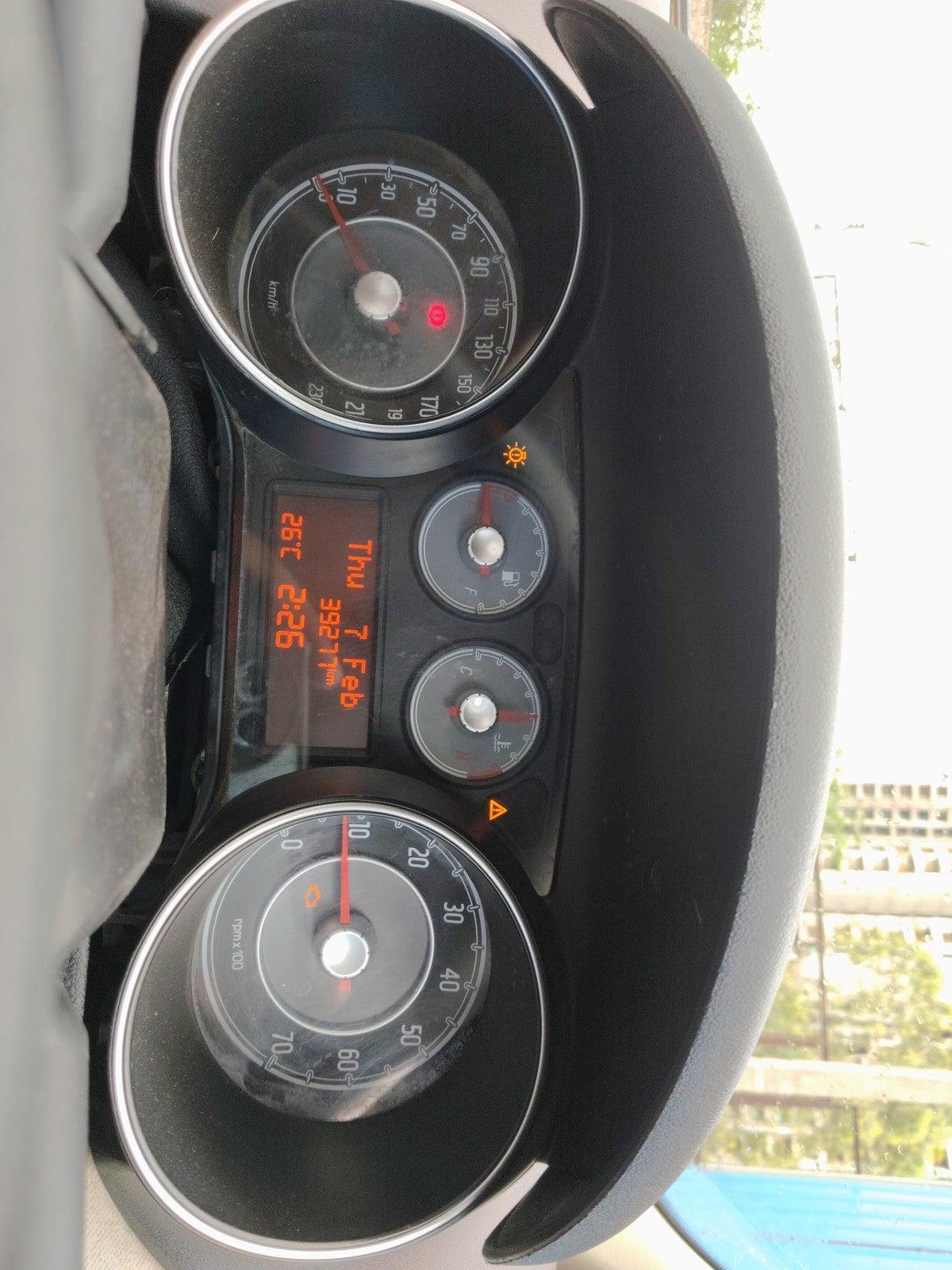 2015 Fiat Punto EVO ACTIVE 1.2, Petrol, Manual, 39,277 km, interior