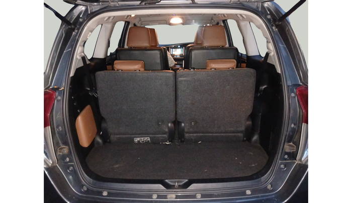 2017 Toyota Innova Crysta 2.7 ZX AT 7 STR, Petrol, Automatic, 99,759 km, exterior