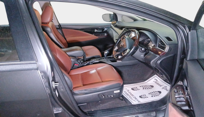 2017 Toyota Innova Crysta 2.7 ZX AT 7 STR, Petrol, Automatic, 99,759 km, interior