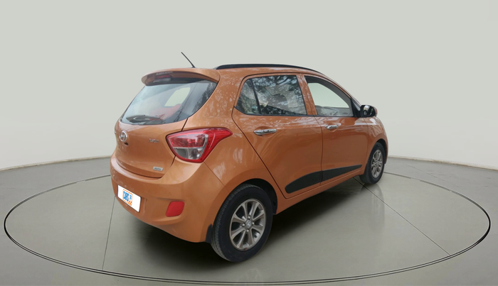 2016 Hyundai Grand i10 ASTA (O) AT 1.2 KAPPA VTVT, Petrol, Automatic, 32,141 km, exterior