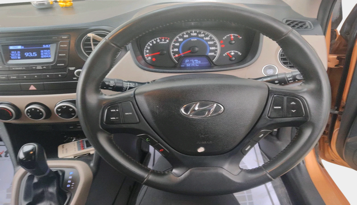 2016 Hyundai Grand i10 ASTA (O) AT 1.2 KAPPA VTVT, Petrol, Automatic, 32,141 km, interior