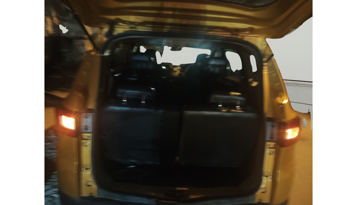 2020 Renault TRIBER RXT, Petrol, Manual, 1,09,077 km, exterior