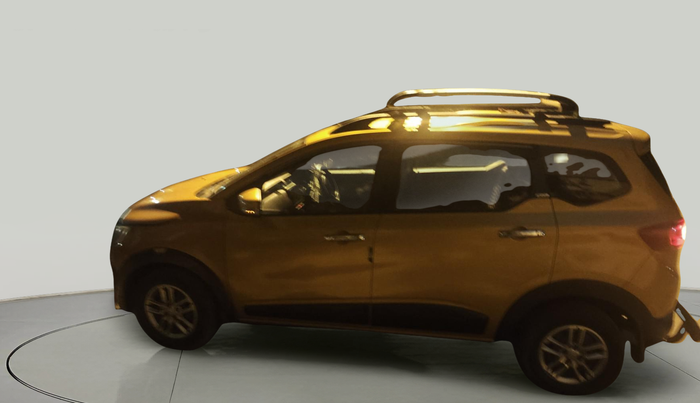 2020 Renault TRIBER RXT, Petrol, Manual, 1,09,077 km, exterior