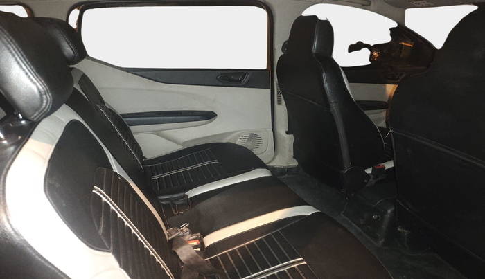 2020 Renault TRIBER RXT, Petrol, Manual, 1,09,077 km, interior