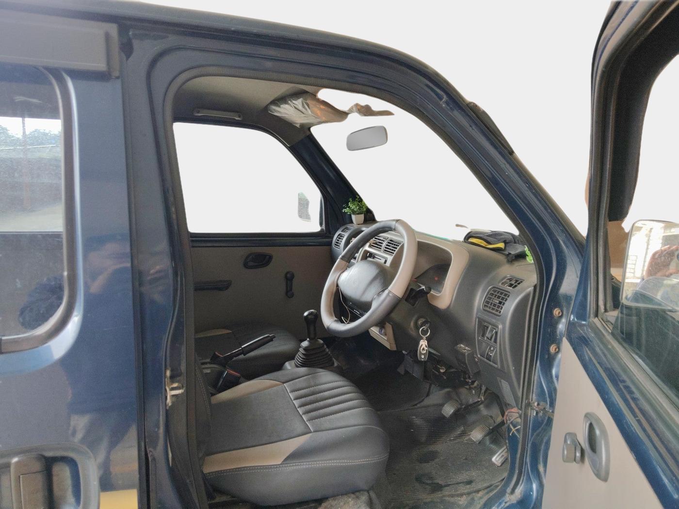 2013 Maruti Eeco 5 STR WITH A/C+HTR, Petrol, Manual, 1,24,820 km, interior