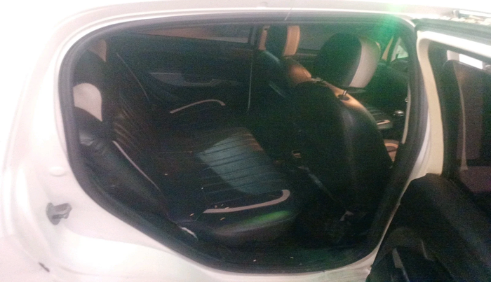 2012 Fiat Grand Punto ACTIVE 1.3, Diesel, Manual, 1,00,350 km, interior