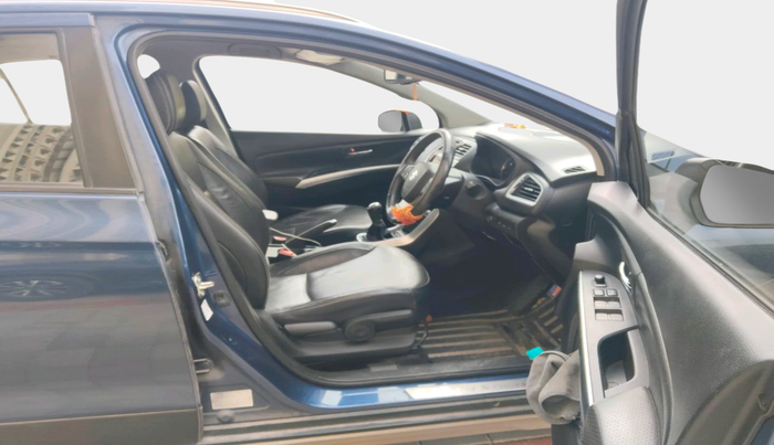 2017 Maruti S Cross ALPHA 1.3, Diesel, Manual, 32,071 km, interior