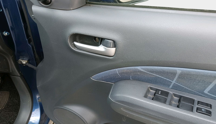 2011 Maruti Ritz ZXI, Petrol, Manual, 66,345 km, interior