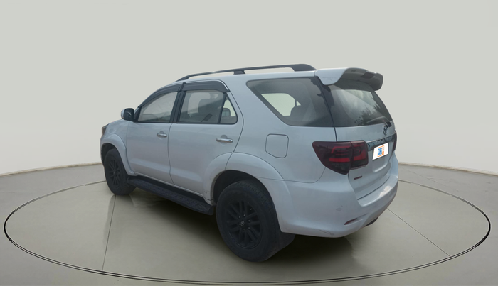 2013 Toyota Fortuner 3.0 4X2 AT, Diesel, Automatic, 2,04,499 km, exterior