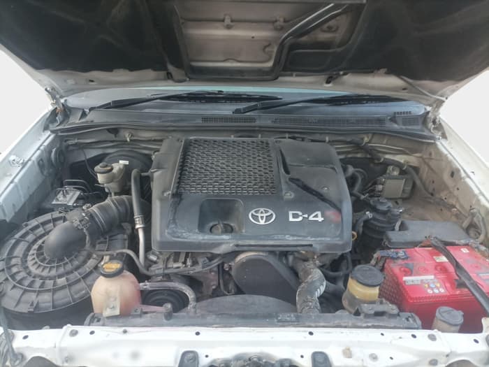 2013 Toyota Fortuner 3.0 4X2 AT, Diesel, Automatic, 2,04,499 km, exterior