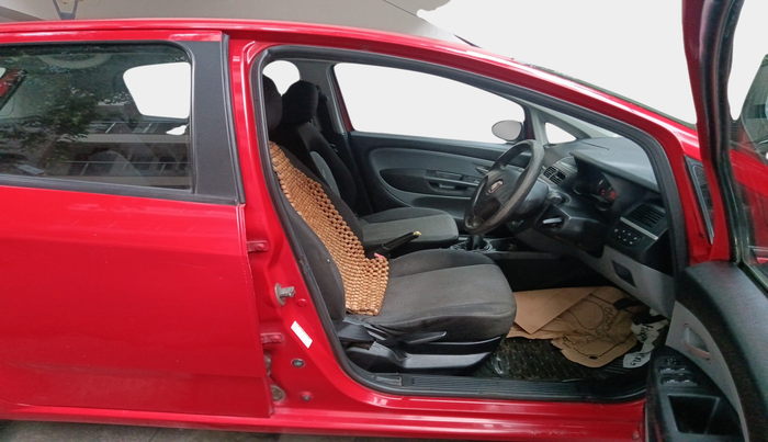 2011 Fiat Grand Punto ACTIVE 1.3, Diesel, Manual, 1,81,729 km, interior