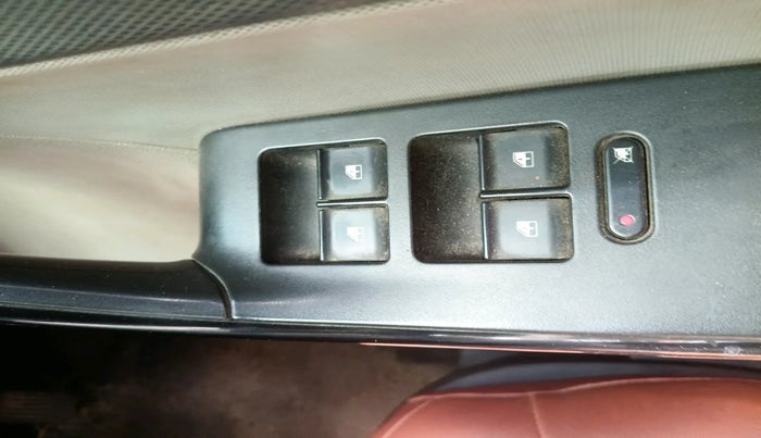 2017 Tata Tiago XT PETROL, Petrol, Manual, 35,348 km, interior