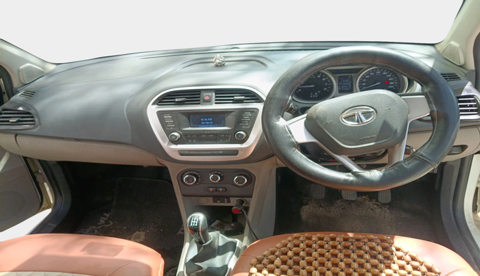 2017 Tata Tiago XT PETROL, Petrol, Manual, 35,348 km, interior