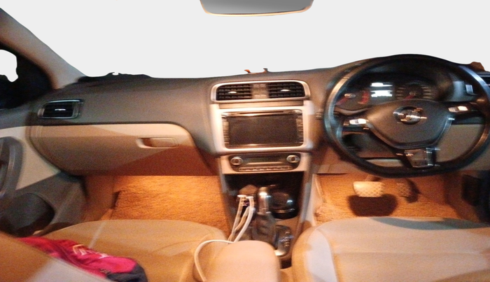 2016 Volkswagen Vento HIGHLINE PETROL AT, Petrol, Automatic, 89,627 km, interior