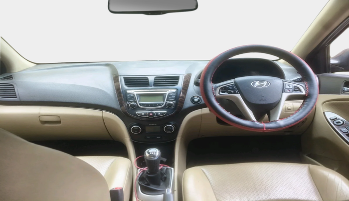 2013 Hyundai Verna FLUIDIC 1.6 CRDI SX, Diesel, Manual, 90,457 km, interior