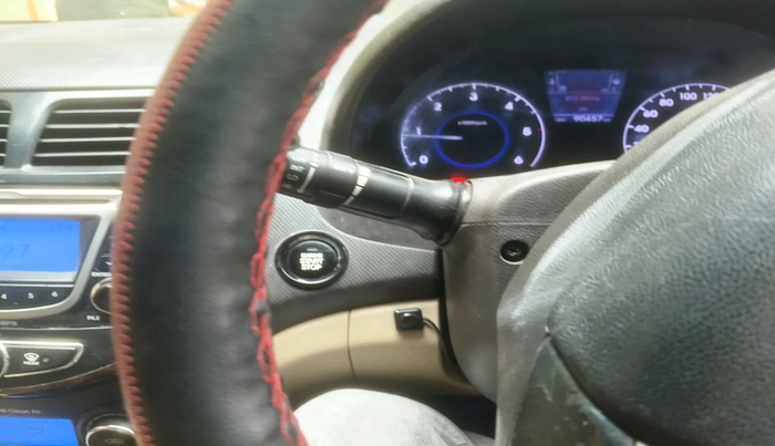 2013 Hyundai Verna FLUIDIC 1.6 CRDI SX, Diesel, Manual, 90,457 km, interior