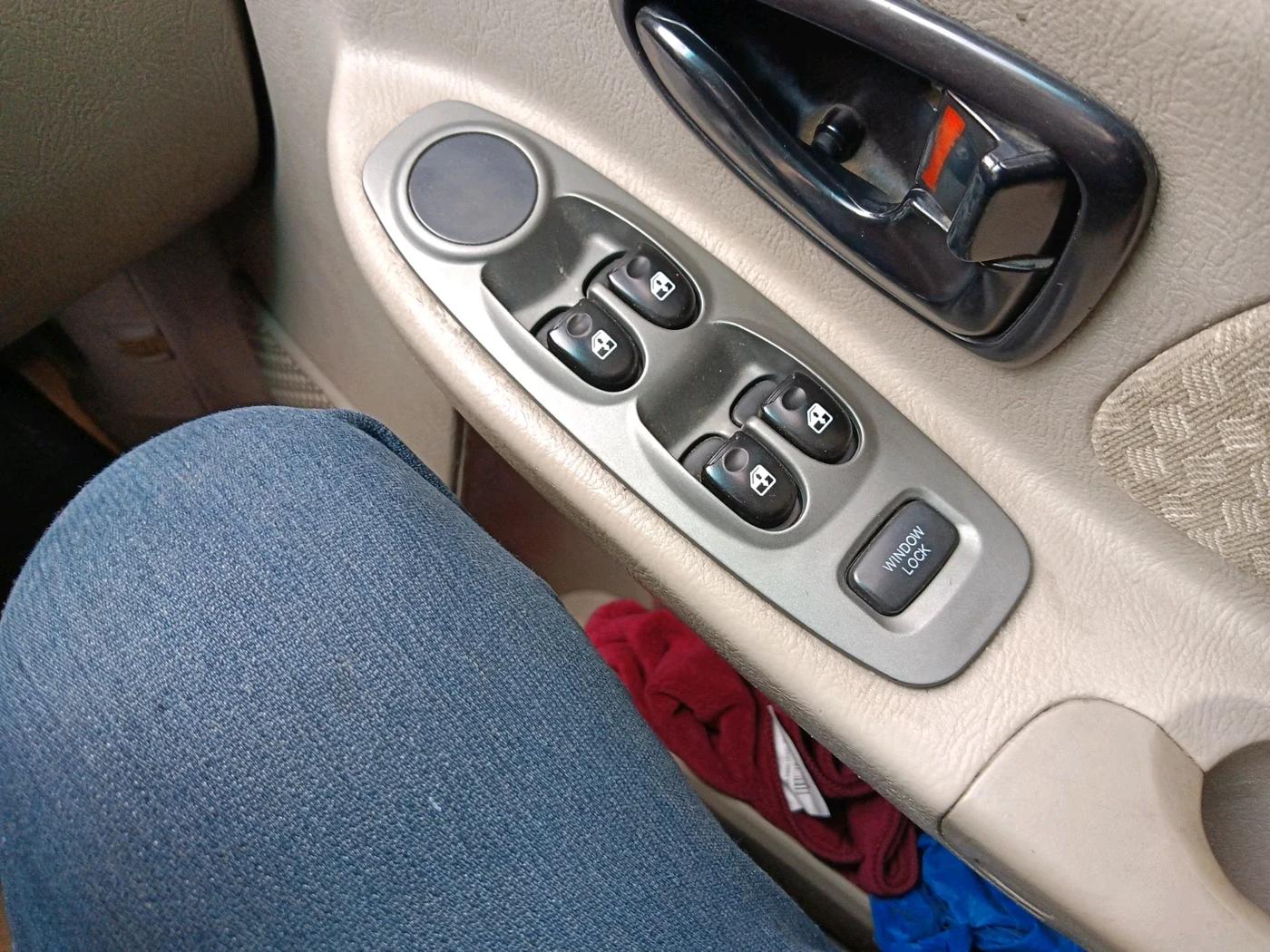 2011 Hyundai Accent GLE, Petrol, Manual, 92,995 km, interior