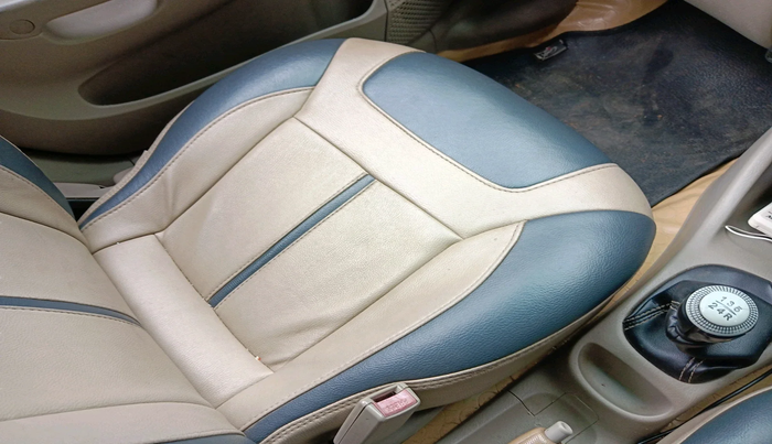 2011 Hyundai Accent GLE, Petrol, Manual, 92,995 km, interior