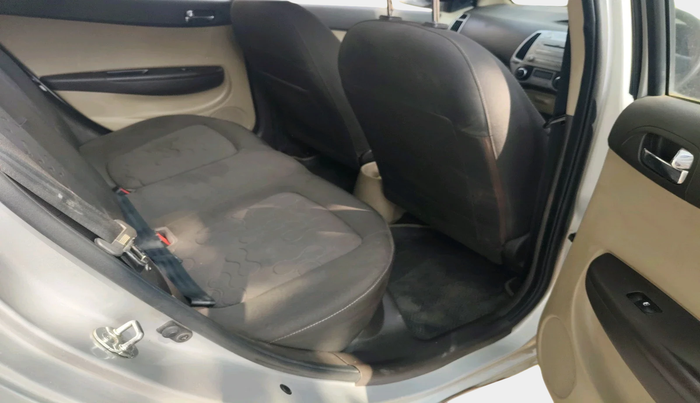 2011 Hyundai i20 MAGNA (O) 1.2, Petrol, Manual, 38,431 km, interior