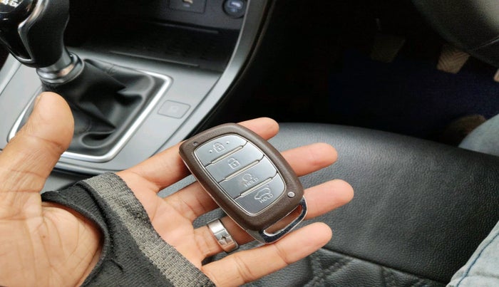 2022 Hyundai Creta SX 1.5 PETROL, Petrol, Manual, 18,300 km, interior