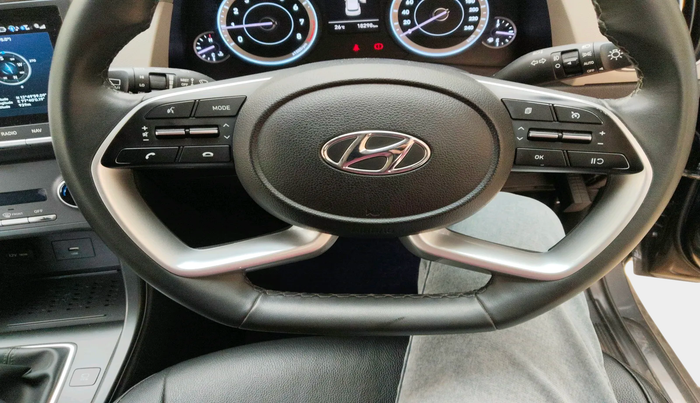 2022 Hyundai Creta SX 1.5 PETROL, Petrol, Manual, 18,300 km, interior