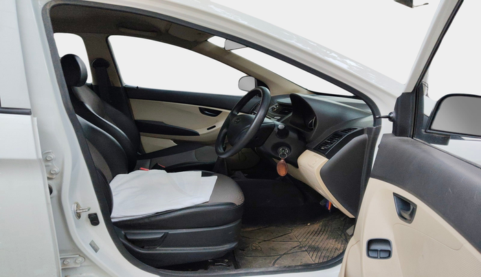 2015 Hyundai Eon MAGNA +, Petrol, Manual, 19,634 km, interior