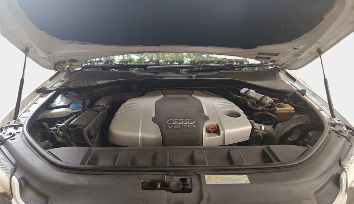 2012 Audi Q7 3.0 TDI QUATTRO, Diesel, Automatic, 1,40,617 km, exterior