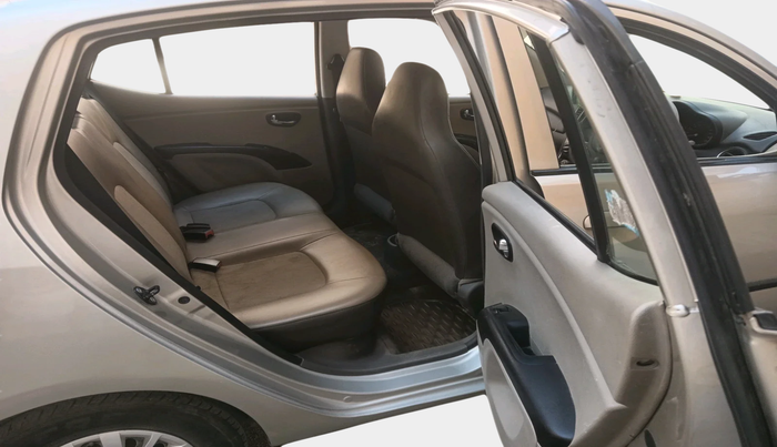 2013 Hyundai i10 MAGNA 1.2, Petrol, Manual, 49,936 km, interior