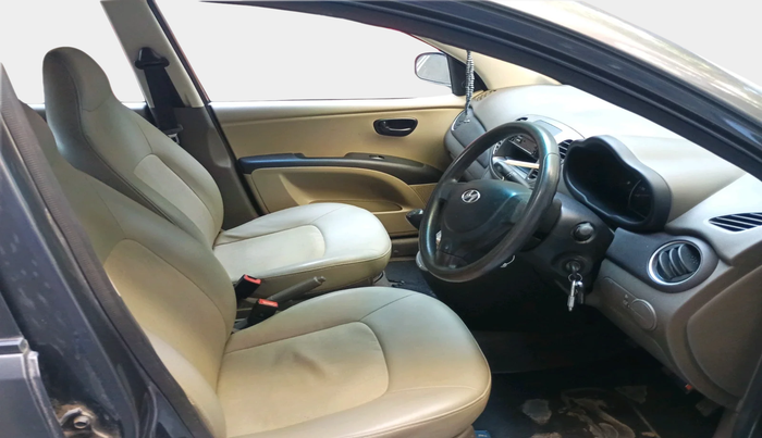 2012 Hyundai i10 ERA 1.1, Petrol, Manual, 32,706 km, interior