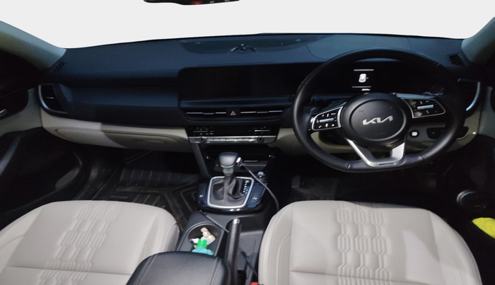 2024 KIA SELTOS  HTX 1.5 DIESEL AT, Diesel, Automatic, 28,645 km, interior