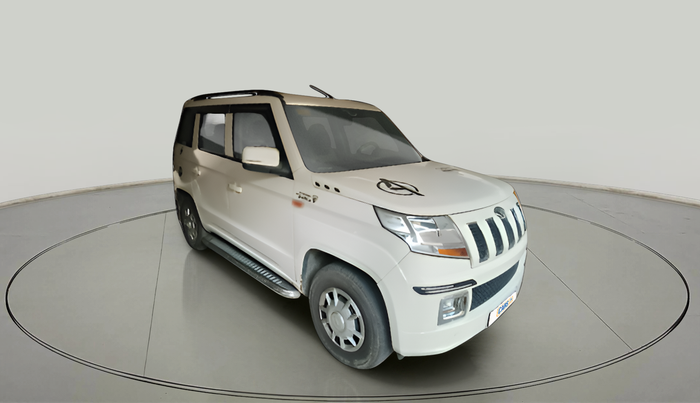 2018 Mahindra TUV300 T6 PLUS, Diesel, Manual, 1,14,275 km, exterior