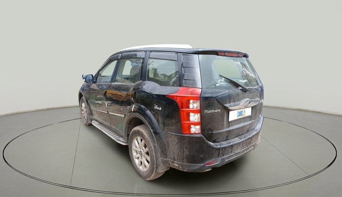 2015 Mahindra XUV500 W10, Diesel, Manual, 1,07,384 km, exterior