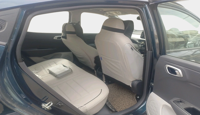 2024 Hyundai GRAND I10 NIOS SPORTZ AMT 1.2 KAPPA VTVT, Petrol, Automatic, 15,173 km, interior