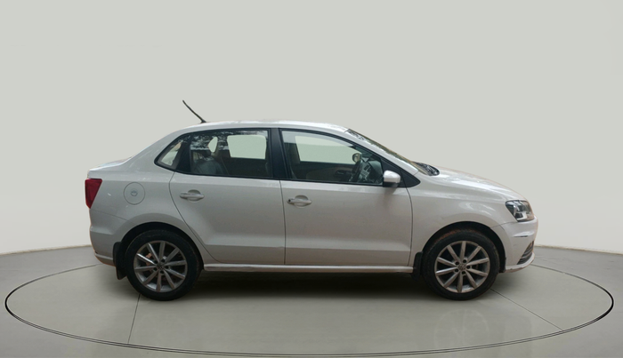 2017 Volkswagen Ameo HIGHLINE1.2L PLUS 16 ALLOY, Petrol, Manual, 25,076 km, exterior