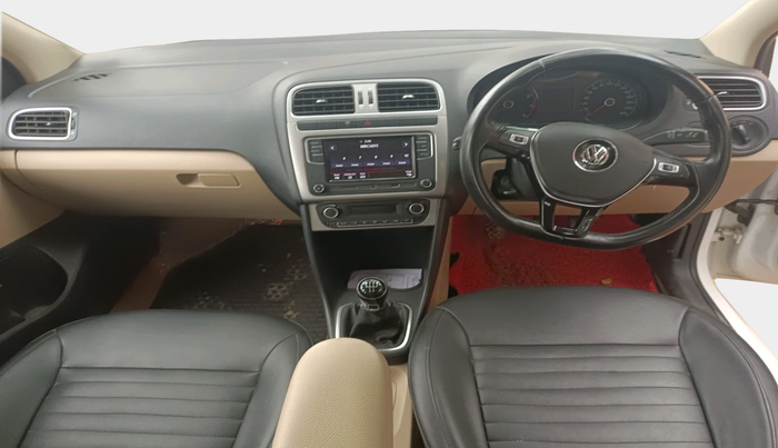 2017 Volkswagen Ameo HIGHLINE1.2L PLUS 16 ALLOY, Petrol, Manual, 25,076 km, interior