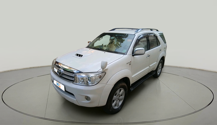 2011 Toyota Fortuner 3.0 4X4 MT, Diesel, Manual, 1,09,050 km, exterior