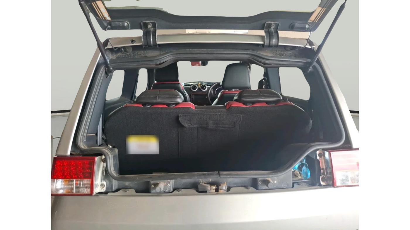 2015 Mahindra E2O T2, Electric, Automatic, 47,500 km, exterior