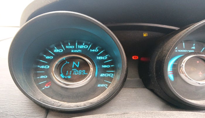 2016 Mahindra XUV500 W4, Diesel, Manual, 1,11,089 km, interior