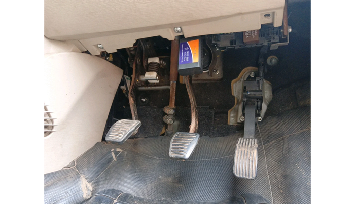 2016 Mahindra XUV500 W4, Diesel, Manual, 1,11,089 km, interior