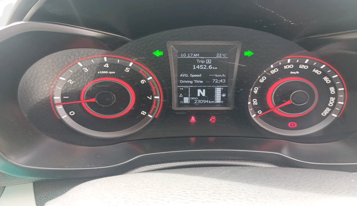 2021 Mahindra XUV300 W8 (O) 1.2 PETROL AMT, Petrol, Automatic, 23,094 km, interior