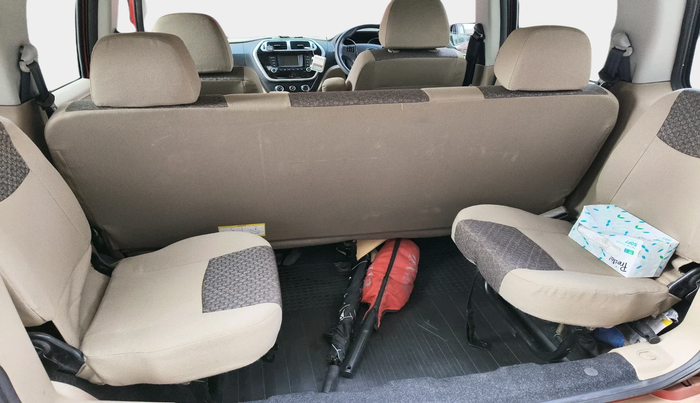 2016 Mahindra TUV300 T8 AMT, Diesel, Automatic, 55,951 km, interior