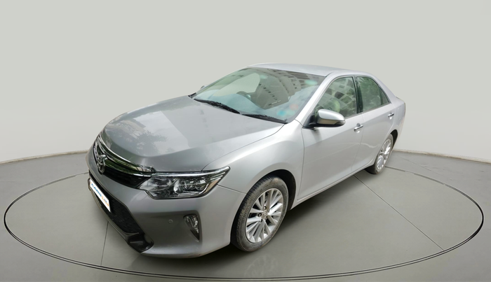 2016 Toyota Camry HYBRID, Hybrid, Automatic, 1,33,932 km, exterior