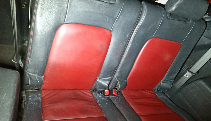 2011 Chevrolet Captiva XTREME, Diesel, Manual, 1,35,551 km, interior