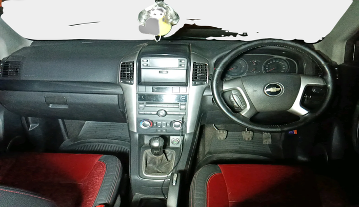 2011 Chevrolet Captiva XTREME, Diesel, Manual, 1,35,551 km, interior