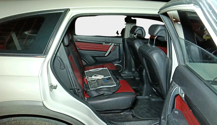 2011 Chevrolet Captiva XTREME, Diesel, Manual, 1,35,551 km, interior