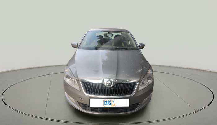2013 Skoda Rapid ELEGANCE 1.6 TDI CR MT, Diesel, Manual, 98,911 km, exterior