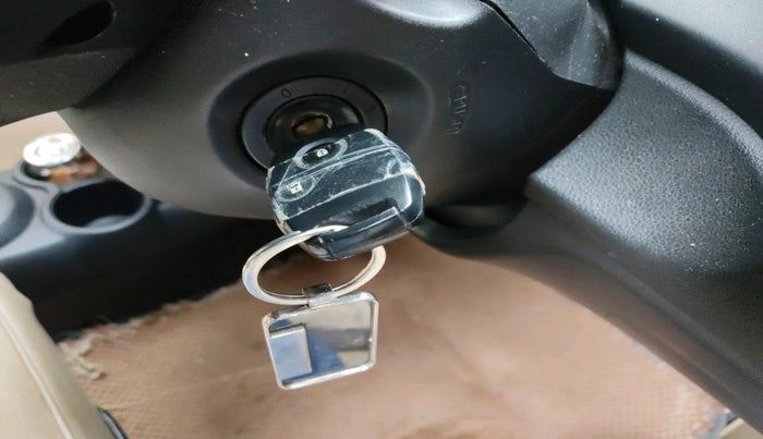 2015 Honda Amaze 1.5L I-DTEC S, Diesel, Manual, 1,43,193 km, interior