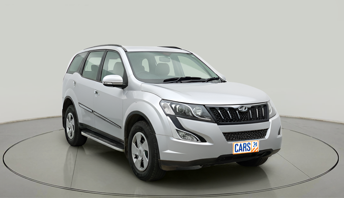 2016 Mahindra XUV500 W6, Diesel, Manual, 89,596 km, exterior